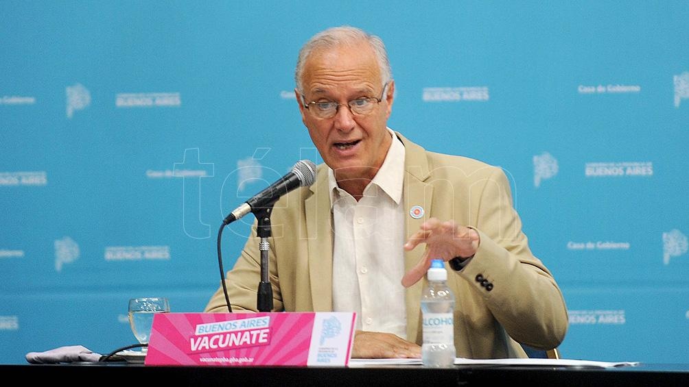 Gollan dijo que se restringirá la salida de turistas hacia zonas de alta circulación de coronavirus