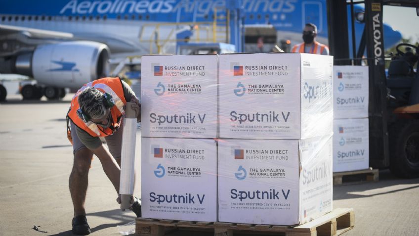 Argentina comenzaría a producir masivamente la vacuna rusa Sputnik V en junio