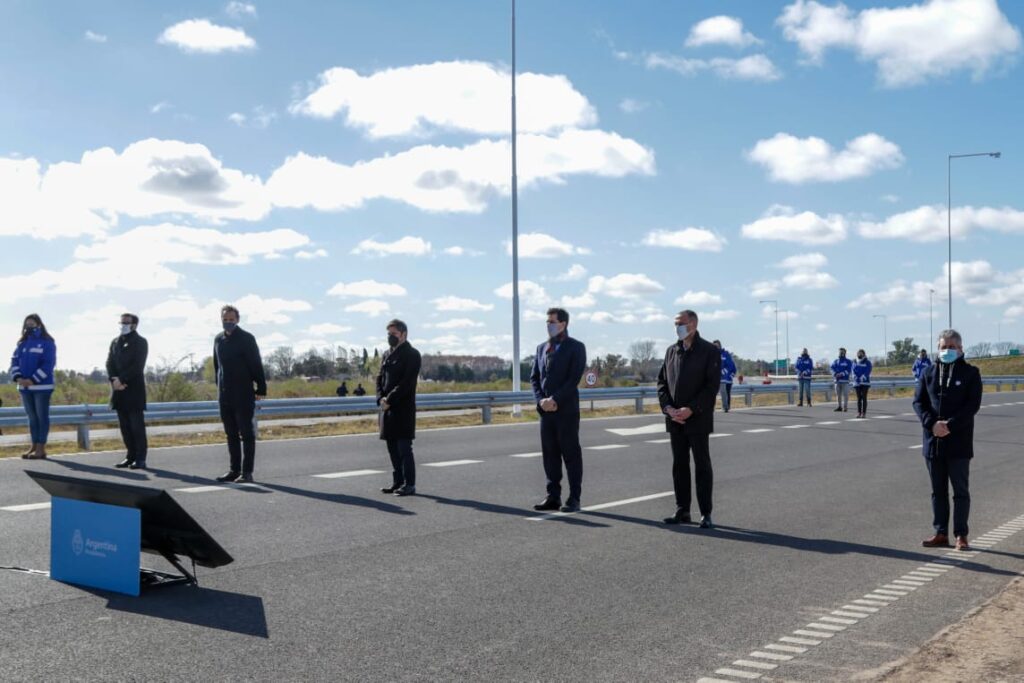 Se inauguró un nuevo tramo de la Autopista Pilar – Pergamino