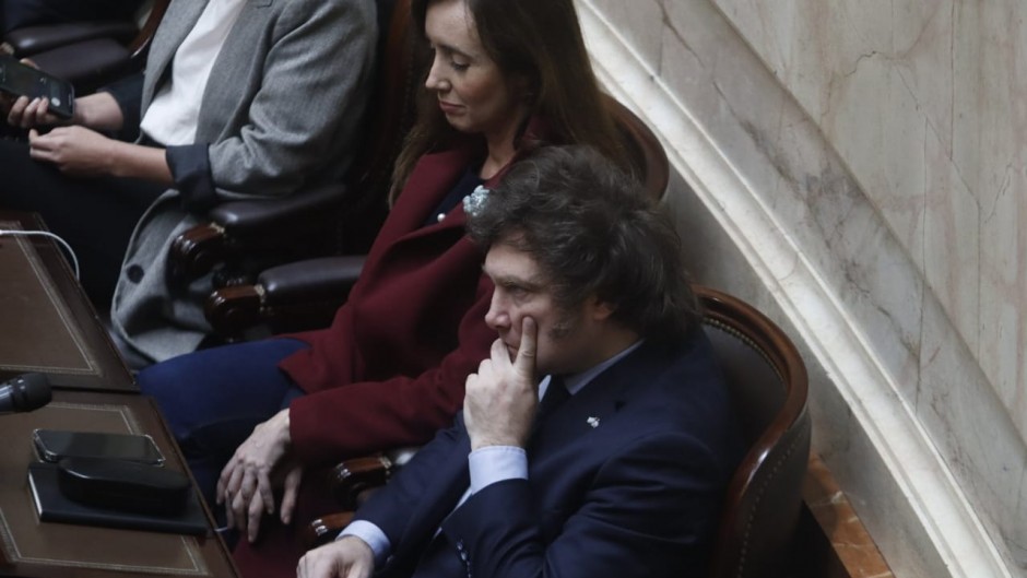 Se partió el bloque de legisladores bonaerenses de Milei por el acuerdo con Macri