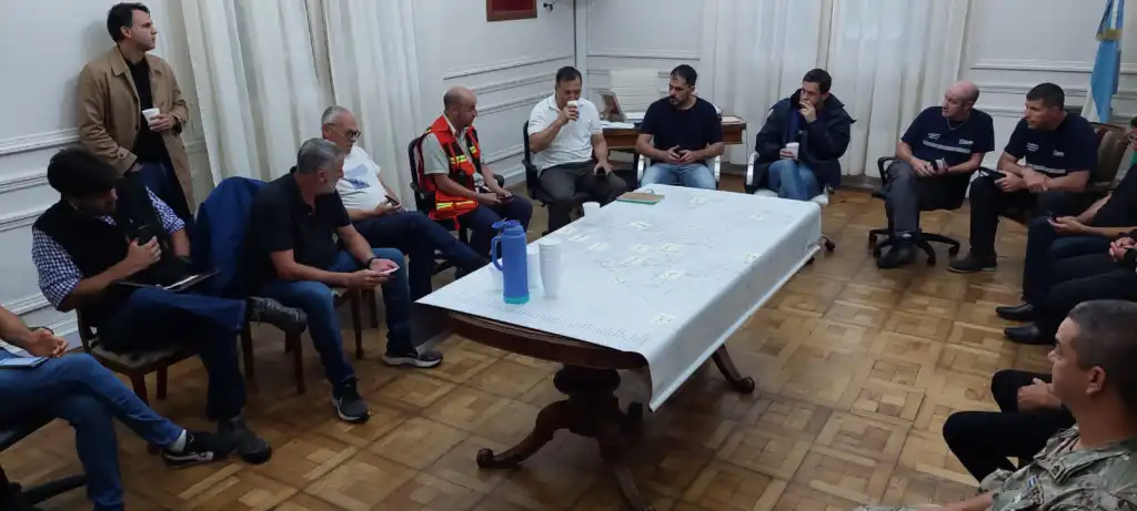 Zárate: Se diagramaron las tareas para continuar con los trabajos tras la tormenta